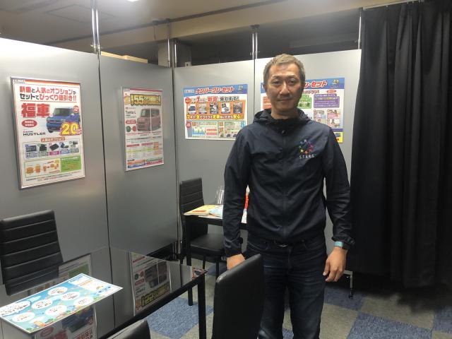 ㈱クレディアトレーディング ツインズ 新車市場 堺鳳店