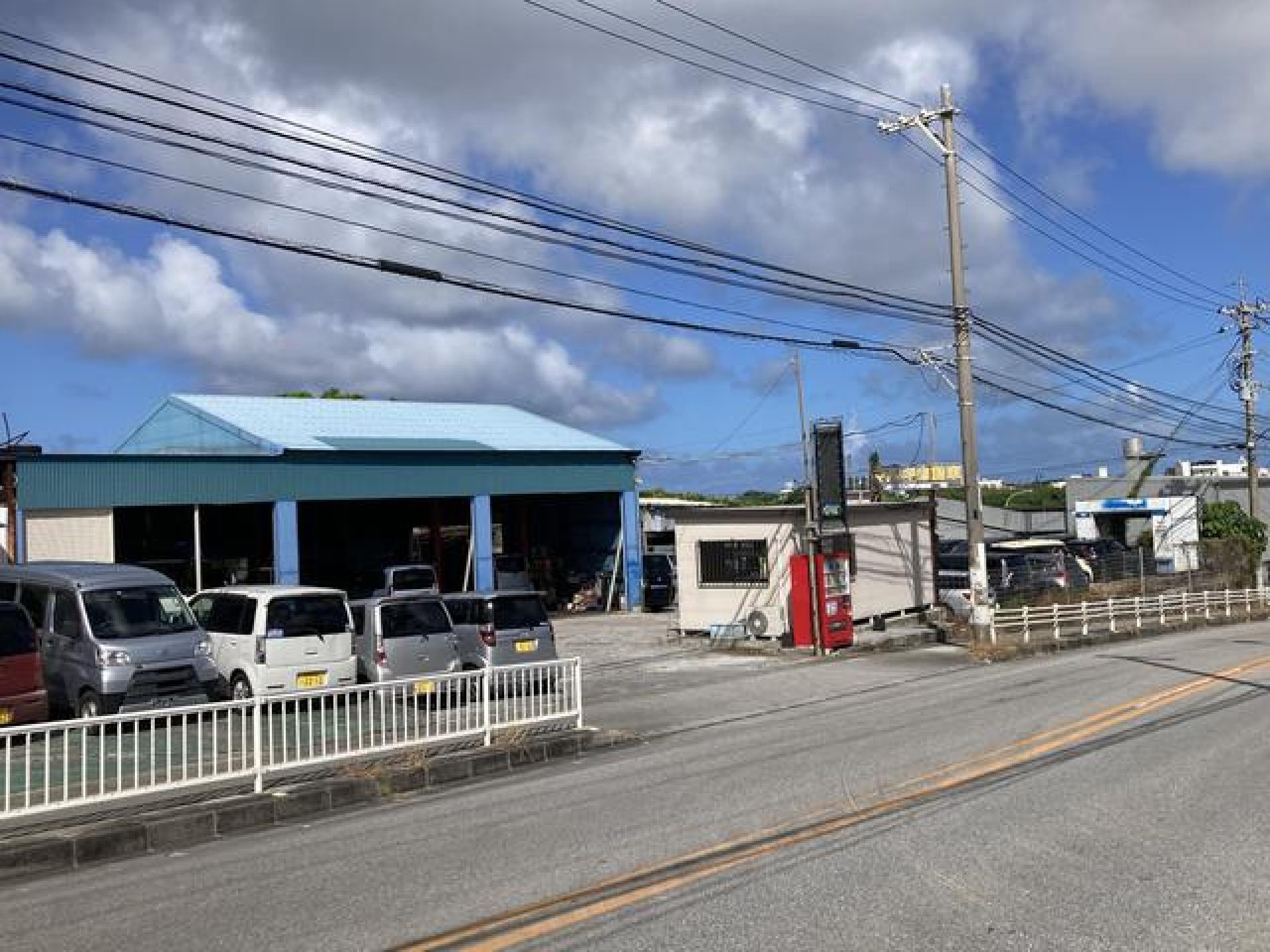 有限会社マルキ自動車 新車市場 うるま店